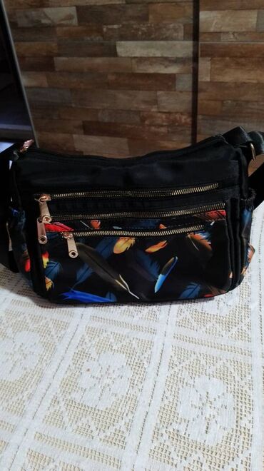 mona maslinasta torba: Elegant purse, Adidas