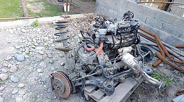 Двигатели, моторы и ГБЦ: Двигатель в сборе с подрамником и подвеской Описание: - Бензиновый — 5