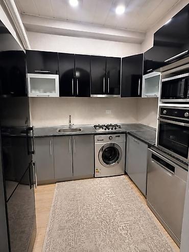 тумба для мойки: Metbex mebeli 350₼ .Uzerinde qaz,moyka,aspiratr verilir .Olcu 2.3×1.3 — 1