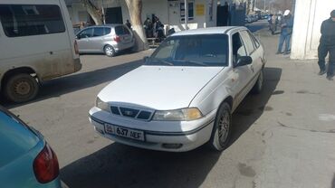 продаю в расрочку: Daewoo Nexia: 2005 г., 0.6 л, Механика, Бензин, Седан