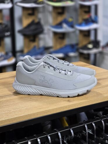 зальники сороконожки: Мужские кроссовки, 42, Under Armour, Новый, цвет - Серый, Самовывоз