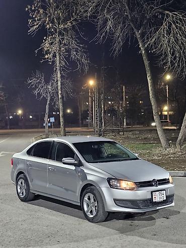 Volkswagen: Volkswagen Polo: 2011 г., 1.6 л, Механика, Бензин, Седан — 1