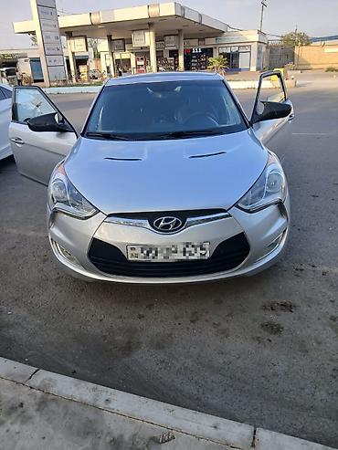 prado tekerleri type 1: Hyundai Veloster: 1.5 l | 2011 il Kupe — 1