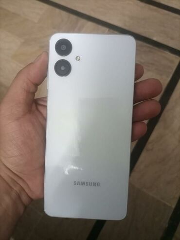 Saipa: Samsung Galaxy A06, 64 GB, rəng - Ağ, Barmaq izi