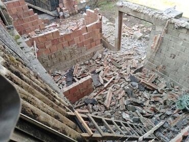 Građevinarstvo i rekonstrukcija: Usluge razbijanja i rusanja pregradnih zidova od cigala betona rusenje — 6