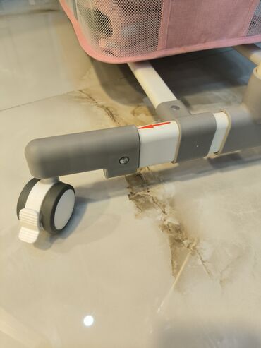 Beşiklər: Qız üçün, Yeni, Beşik, Yellənmə mexanizm ilə — 4