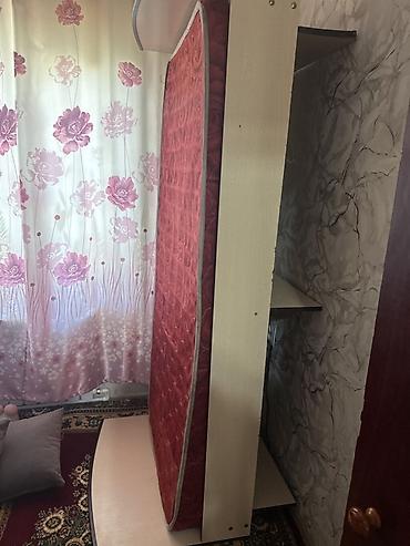 дизайн мебель: Кровать-с матрасом - Компактная вертикальная конструкция: в сложенном — 2