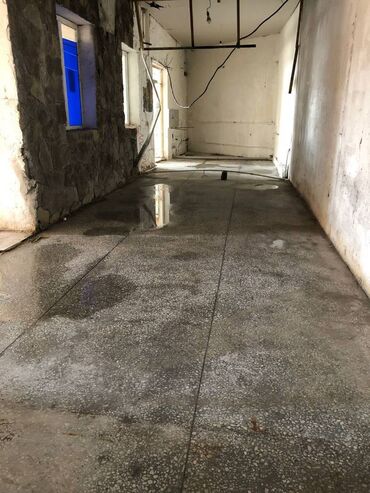 Digər kommersiya daşınmaz əmlakı: Obyekt Əhmədli qəsəbəsinin əsas yolun üzərində yerləşir. Qeyri-Yaşayış — 10