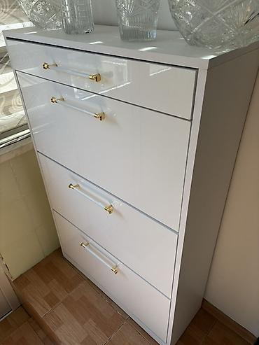 Komodlar: Yeni — 2
