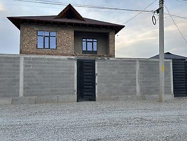 дом с мансардой: 6 комнат и более, 240 м², 5 соток, Тынчтык, Собственник — 1