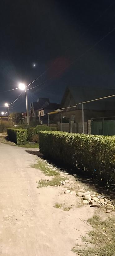 Продажа коттеджей и домов: 🏡 **Продается уютный дом в Бишкеке!** 📍 Район: Ак-Ордо 1 ж/м 🏠 Дом: 2 — 22