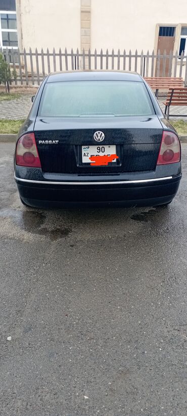 opel vectra c: Volkswagen Passat: 1.8 l | 2001 il Sedan
