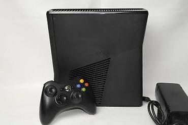 igrice za decu: U ponudi XBOX 360. Konzola je vrlo korektno očuvana sa malim znakovima — 6