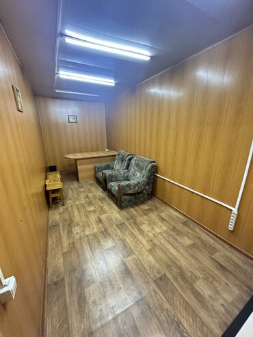 аренда швея цех: Сдается помещение район Аламедин1 и Лебединовка 270 м2 есть все
