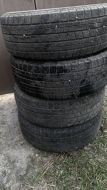 285 65 18: Комплект из 4 автомобильных шин для легкового автомобиля. - — 1
