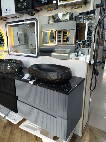 купить бачок для унитаза: Müasir hamam üçün masaüstü qab‑ləvazimat tipli iri lavabo. -