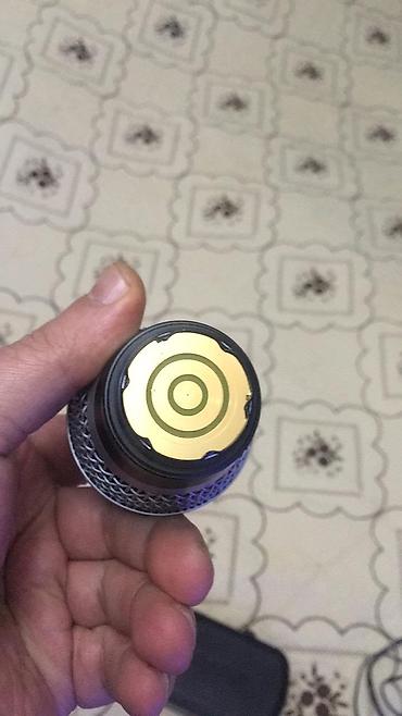 mikrofon tutucu: Shure pgx24/sm58 original.Mikrofon ella isleyir.yeni deyə — 1