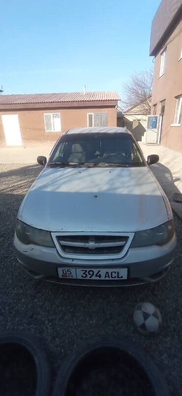 Daewoo: Daewoo Nexia: 2011 г., 1.6 л, Механика, Бензин, Седан