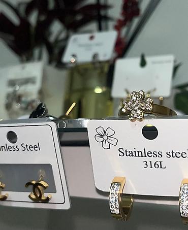 Ostali nakit: Komplet modnog nakita od nerđajućeg čelika 316L - Materijal — 17