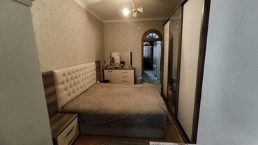 Uzunmüddətli kirayə mənzillər: Nərimanov metrosunun çıxışında,Mc donalds ilə üzbəüz,6 mərtəbənin,3-cü — 9