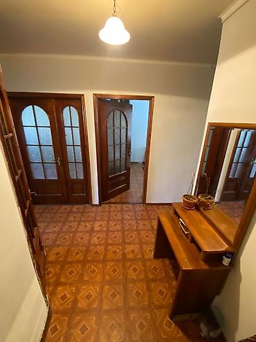 2 комнаты, 58 м², Филармония Индивидуалка, 5 этаж, Старый ремонт at lalafo.kg 2 комнаты, 58 м², Филармония Индивидуалка, 5 этаж, Старый ремонт