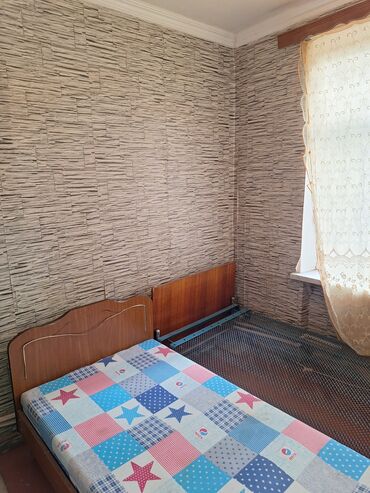 Uzunmüddətli kirayə mənzillər: Gəncə şəhəri Texnologiya Universitetə yaxın, 44 nömrəli məktəbin — 14