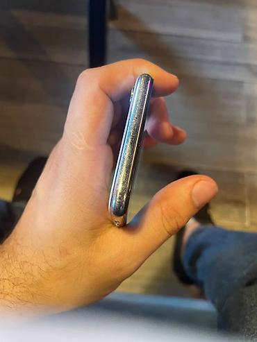 iphone zəng: IPhone X, Gümüşü — 5
