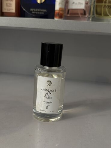 сансиро парфюм: White Rose and Musk 50мл Аромат белой розы, оттененной зелеными