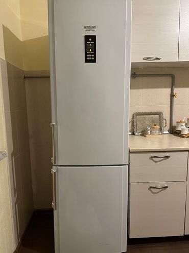 lalafo xaladelnik: Б/у 2 двери Hotpoint Ariston Холодильник Продажа, цвет - Белый
