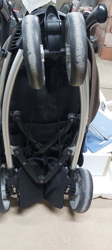 Gəzinti arabaları: İşlənmiş, Ünvandan götürmə, Ödənişli çatdırılma — 9