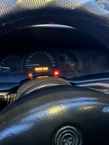 Opel: Opel Vectra: 1999 г., Хэтчбэк — 14