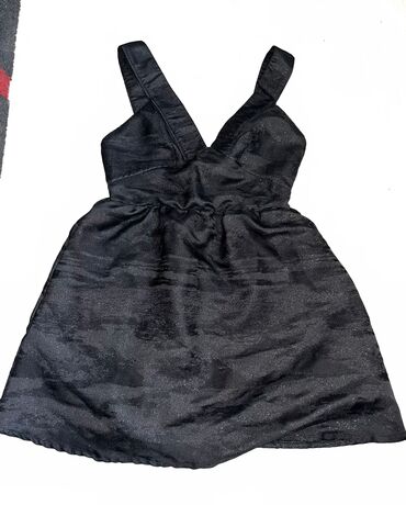 svecane haljine u becu: H&M M (EU 38), color - Black, Evening, With the straps