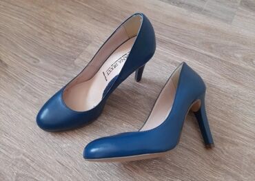 темно синие туфли: Туфли 36.5, цвет - Синий
