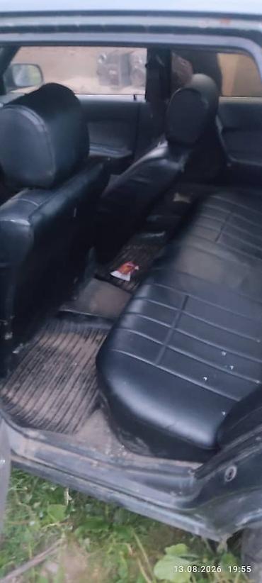 Унаа: Mitsubishi Galant: 1988 г., 2 л, Кол менен иштөөчү, Бензин, Седан — 6