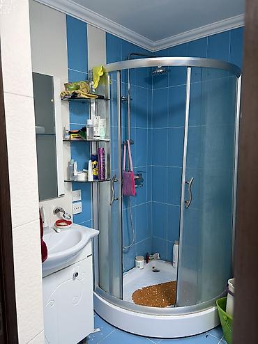Продажа коттеджей и домов: 5 и более комнат, 283 м², 256 соток, Бишкек, 12 мкр Риэлтор — 17