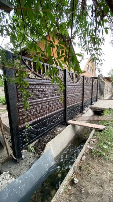 Бетонные еврозаборы: Евро забор Эвро забор высота 1,5 длина2метр Установкасы менен 3200сом — 4