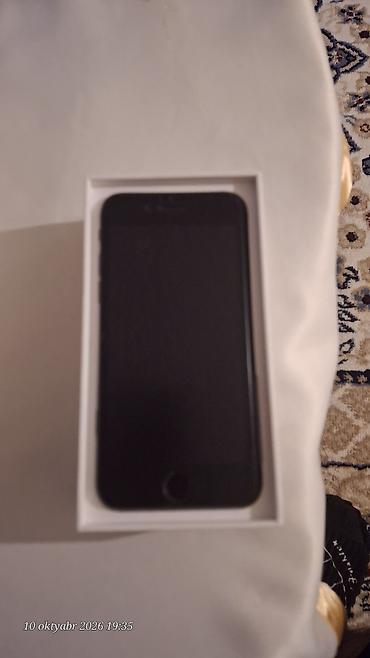 irsad iphone 7: IPhone 7, Qara, Barmaq izi — 1