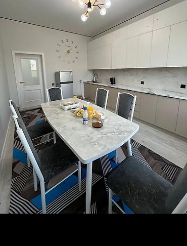 Продажа коттеджей и домов: Ак Ордо 2 Уй сатылат 4 соток 1, 5 кирпич . Мектеп Мечит Бала бакча — 2