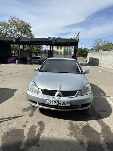 Mitsubishi: Mitsubishi Lancer: 2004 г., 1.6 л, Механика, Бензин, Седан