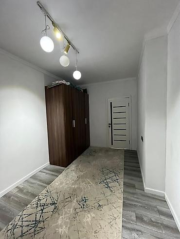Продажа коттеджей и домов: 🏡 ПРОДАЕТСЯ БОЛЬШОЙ ДОМ 🏡 📍 Район: Сокулук 🛏 Комнат: 7 📐 Площадь — 6