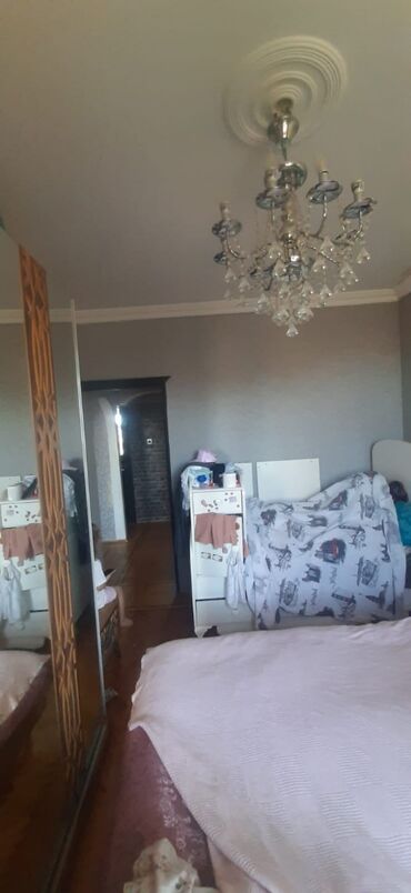 Köhnə tikili: Bakı, Bakıxanov qəs., 3 otaqlı, Köhnə tikili, m. Neftçilər, 80 kv. m -da lalafo.az — 9 Köhnə tikili: Bakı, Bakıxanov qəs., 3 otaqlı, Köhnə tikili, m. Neftçilər, 80 kv. m — 9