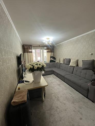 2 комнаты, 44 м², Ошский мкр., 104 серия, 3 этаж, Косметический ремонт at lalafo.kg 2 комнаты, 44 м², Ошский мкр., 104 серия, 3 этаж, Косметический ремонт