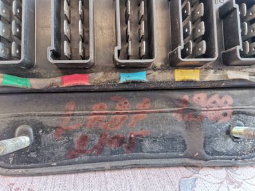 Auto delovi: Tabla sa osiguračima Lada 2105 br.4. Polovno, očuvano, skinuto sa — 9