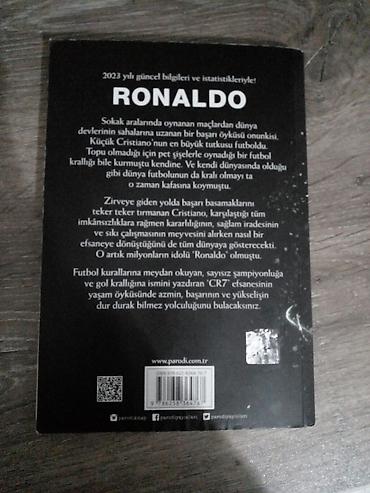 turk kitabları: Ronaldo kitabıdır türkiyədən almışam 2 ay işlənib biraz əzilib — 2