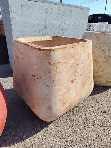 caxmaq daşı: Dekorativ beton güldanlar - Material: armaturla möhkəmləndirilmiş — 4
