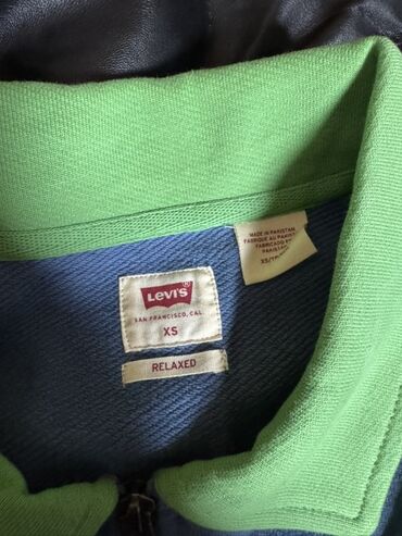 рубашка для мальчика: Свободный свитшот Levi's с воротником-поло на молнии, выполненный в
