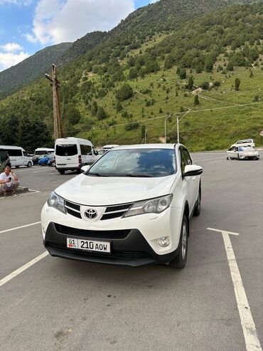 рычак на фит: Toyota RAV4: 2013 г., 2 л, Вариатор, Бензин, Кроссовер