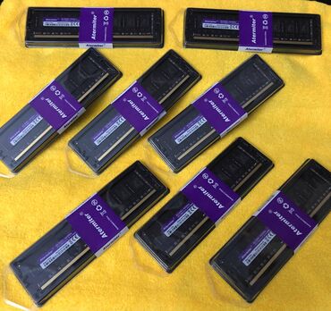 Operativ yaddaş (RAM): Operativ yaddaş (RAM) 8 GB, 1600 Mhz, DDR3, PC üçün, Yeni