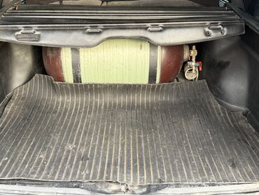 Volkswagen: Volkswagen Passat: 1990 г., 1.8 л, Механика, Газ, Универсал — 11