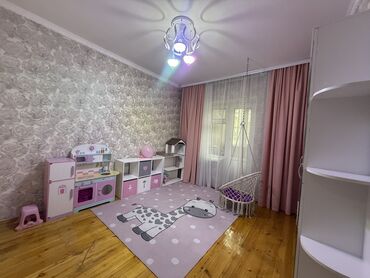 продаю 5 комнатную квартиру: 3 комнаты, 93 м², Индивидуалка, 1 этаж, Евроремонт